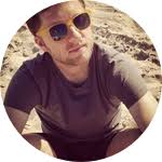 How do sponges influence the availability of nutrients