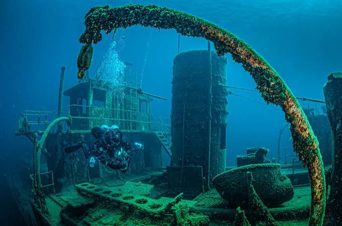 Graveyard of the Great Lakes: Tobermory's Shipwrecks - Luxe Beat Magazine