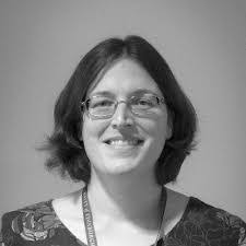 Jenni Houston's Instagram, Twitter & Facebook