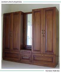 Meminimalisir risiko barang yang hilang. Lemari Pakaian Jati Minimalis Jepara Jual Furniture Murah Bedroom Cupboard Designs Home Cupboard Design