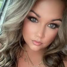 Amanda Desiree's Instagram, Twitter & Facebook