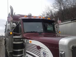 American flag and pole for truck. Want To Display An American Flag On Your Truck Here Are 9 Tips You Need To Know