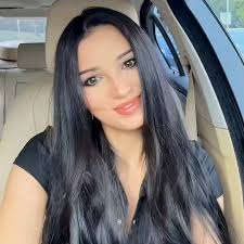 Name: Daria Zaritskaya Role: Vocalist Band: NoApology Country: Ukraine