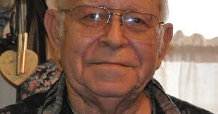 Paul August "Fuzzy" Bott