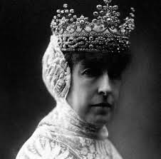 Savoy Knot and Star Tiara