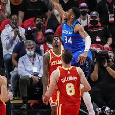 Milwaukee star giannis antetokounmpo went down in the third quarter. Gnpc3bdnmbwfm