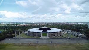During the olympics, the record attendance was thought to be over 100,000. Olympiastadion Berlin Fussball Stock Video Footage 4k And Hd Video Clips Shutterstock