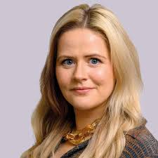 Amber Bagshaw's Instagram, Twitter & Facebook