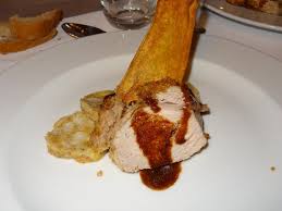 Per la ricetta della lombatina di vitello grigliata, preparate un battuto con la pancetta, mezza cipolla bianca, un mazzetto di prezzemolo e un peperoncino privato dei semi. Lombata Di Vitello Bild Von Hotel Muhlener Hof Molini Di Tures Tripadvisor