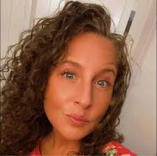 Ingrid Andress is apologizing for her rendition of the national anthem at  the 2024 Home Run Derby