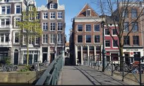 Dans cet esprit, quelques règles. Amsterdam To Ban Airbnb In City Centre Bring In Permits For Holiday Rentals Dutchnews Nl