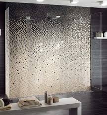 La mosaïque apporte une touche d'élégance, de luxe et de raffinement dans toutes les pièces, y compris la salle de bains et le spa même si elle vient d'une tradition ancienne, la mosaïque est, sous la forme de carreaux, unesolution moderne pour habiller le sol et les murs de la salle de bains. 75 Idees De Mosaique Salle De Bains Mosaique Salle De Bain Bains Salle