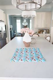 kitchen island pendant light size