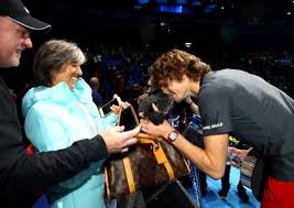 alɛˈksandɐ ˈzaʃa ˈtsfɛʁɛf, born 20 april 1997) is a german professional tennis player. Alexander Zverev Comments On How It Feels To Travel With Entire Family