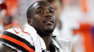 Browns 'hurting' after defensive end Chris Smith's girlfriend killed