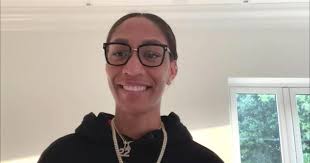 WNBA superstar A'ja Wilson encourages filling out both men's and women's  NCAA brackets