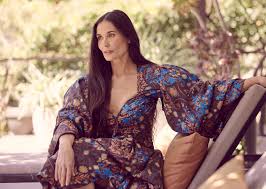 In 2011, after a year of separation, ashton. Demi Moore Shares A Peek Behind The Scenes Of Her No 1 Best Seller The New York Times