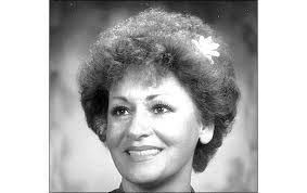 Eleanor Toscano's Instagram, Twitter & Facebook