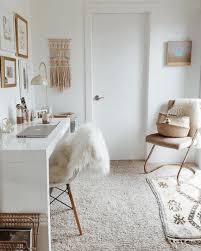 12 Chic Ways To Style Rugs Over Carpet Home Office Design Retro Home Decor Home Office Decor
