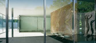 The same features of minimalism and spectacular can be applied to The Pavilion Fundacio Mies Van Der Rohe