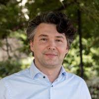 4200+ "Lamers" profiles