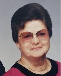 Leanne Pennington's Instagram, Twitter & Facebook