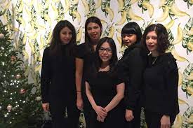 Beauty bar by dashl x h&m. M Beauty Bar Hosts Girls Day In For Women In Need Salon