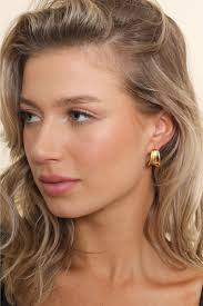 Willow Wide Curved Hoop