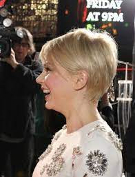 Hairstyles that look great on women with a slightly michelle williams is an american actress, born september 9th, 1980. Short Hair Styles Michelle Williams Hair Hair Styles