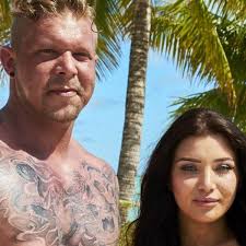 "Adam sucht Eva": Kandidat Konrad verlässt RTL-Nackt-Show wegen Melody  Haase