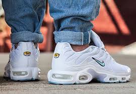 Pin On Deadstock Aka Kicks