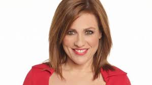 Η μαριάννα τουμαστάτου ήταν χθες μια από τις καλεσμένες του γρηγόρη αρναούτογλου. H Marianna Toymasatoy Gia To 8eatro Thn Tv Kai Ton Xrono Ta Nea