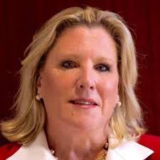 Carol Broadwell's Instagram, Twitter & Facebook