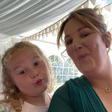 Can anybody recommend a children's entertainer for a 4 year olds birthday  party?