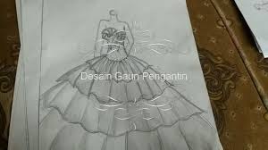 Walaupun sederhana tentunya gaun ini menjadi incaran kaum wanita muslim, karena untuk wanita muslim yang mengenakannya akan tetap terlihat anggun dan elegan. Kumpulan Desain Gaun Pengantin Pesta Hyena Crafts Youtube