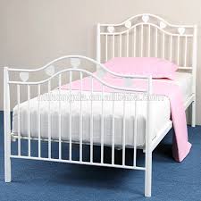 Find the greatest selection of girls bedding including bedding sets to fit every size bed from toddler to teen. Girls Bedroom Set Heart Shape Bed