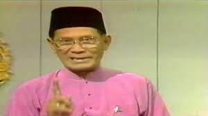 Doa terakhir diajarkan oleh allahyarham tan sri hassan azhari | segala puji bagi allah, rabb sekelian alam. Muqaddam Tv1 Allahyarham Tan Sri Datuk Haji Hassan Azhari Youtube