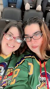 Stephanie (@calstephanie)