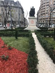 Inca din primele zile ale acestui an, neculai ontanu, primarul acestui sector, a identificat trei terenuri care pot fi amenajate ca parcari de resedinta. AdministraÈ›ia Domeniului Public Sector 2