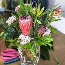 Protea At Anaheim Hills Florist Fall Flowers Modern Flower Arrangements Flower Delivery
