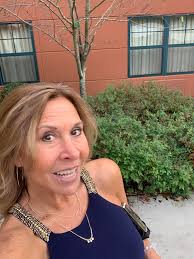 Ski groups for solo skiers near Phoenix?