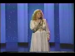 Sandi Patty Tonight Show Love Will Be Our Home Yup Old Fashioned Me Again Umm Someone Needs To Sing This Song A Sandi Patty Beautiful Songs Christian Music