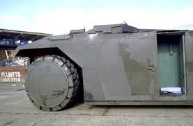 I present the legendary aliens dropship by halcyon. Imcdb Org Hunslet Att77 Modified For Movie In Aliens 1986