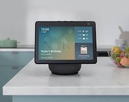 Echo guide | echo is a high performance, extensible, minimalist web framework for go (golang). Amazon S New Echo Show 10 Moves To Look At You The Verge