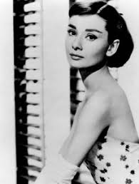 These audrey hepburn photos serve as elegant inspirations. Hair Like Audrey Hepburn Rebellemeblog