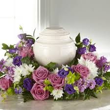 Let us help you make someone's day in san antonio. Blooming Sympathy Cremation Adornment In San Antonio Tx Tls Florist