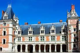Blois attracts many visitors because of the popular chateau de blois that is situated in the town, but blois is also a very pretty town with plenty of historical sights to see and also a vibrant centre. 11 Top Rated Attractions Things To Do In Blois Planetware