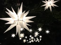 Christmas In Los Angeles Descanso Gardens Enchanted Forest Of Light The Sweetest Escapes Enchanted Forest Prom Enchanted Forest Christmas Crafts Decorations
