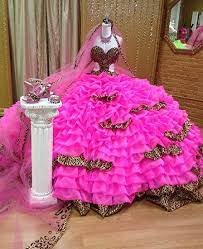 Entdecke rezepte, einrichtungsideen, stilinterpretationen und andere ideen zum ausprobieren. Pin On Dresses