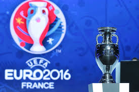Les 5 membres du chapeau 1 seront placés dans les groupes allant de b à f. Tirage Euro 2016 Roumanie Albanie Suisse La France Est Fixee Football Maxifoot